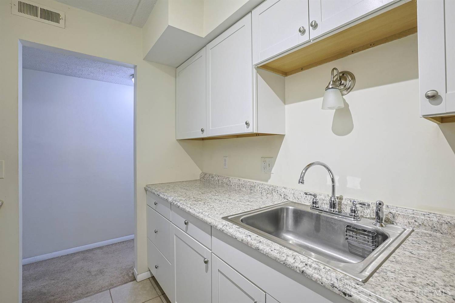 458 Grand Avenue #1, Cincinnati, OH, 45205 — photo 11
