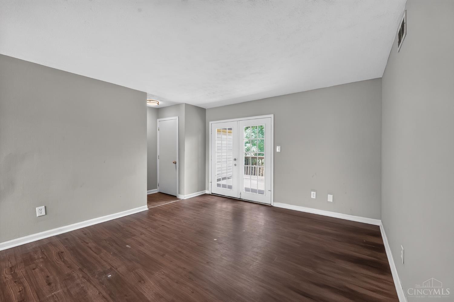 2228 Lincoln Avenue #E, Cincinnati, OH, 45224 — photo 6