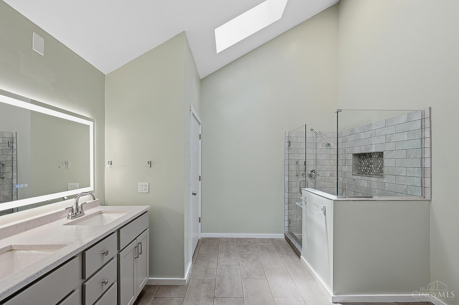 7 Laurelwood Drive, Miami Twp, OH, 45150 — photo 46