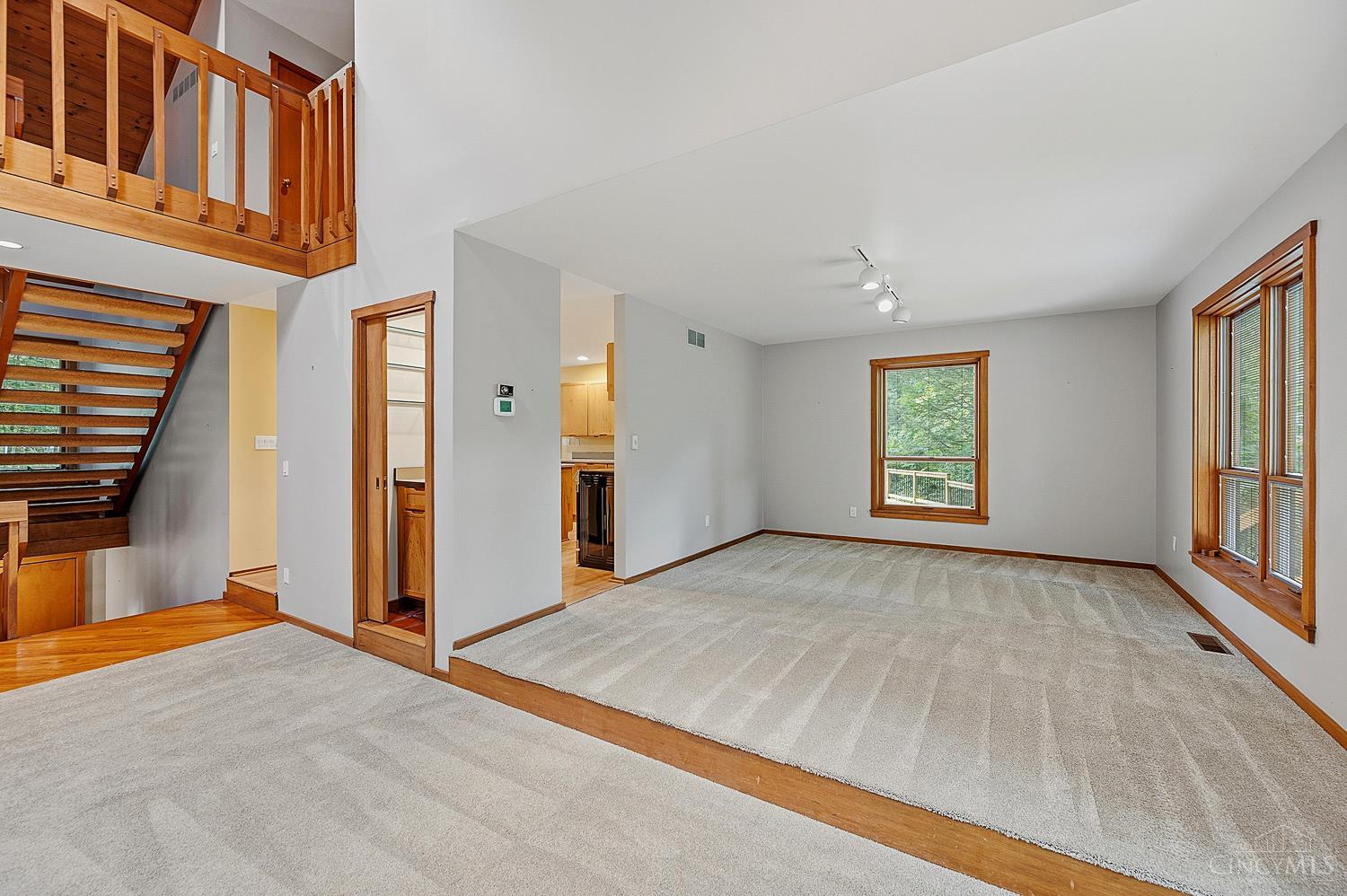 7 Laurelwood Drive, Miami Twp, OH, 45150 — photo 14