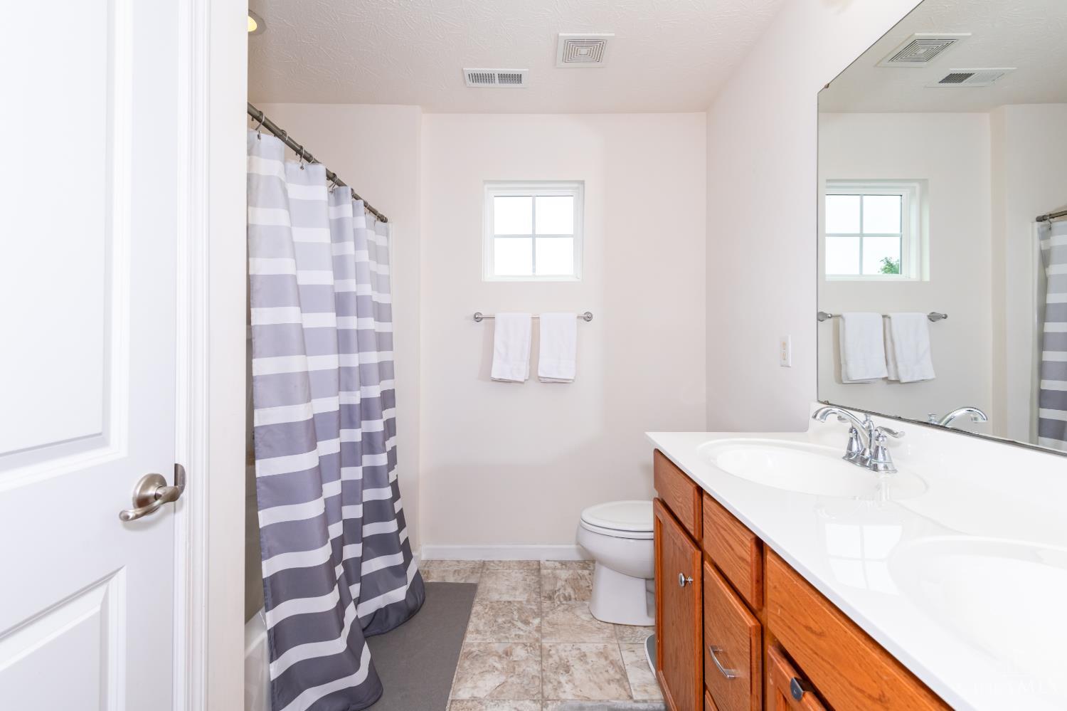 5295 Venetian Way, Hamilton Twp, OH, 45152 — photo 34