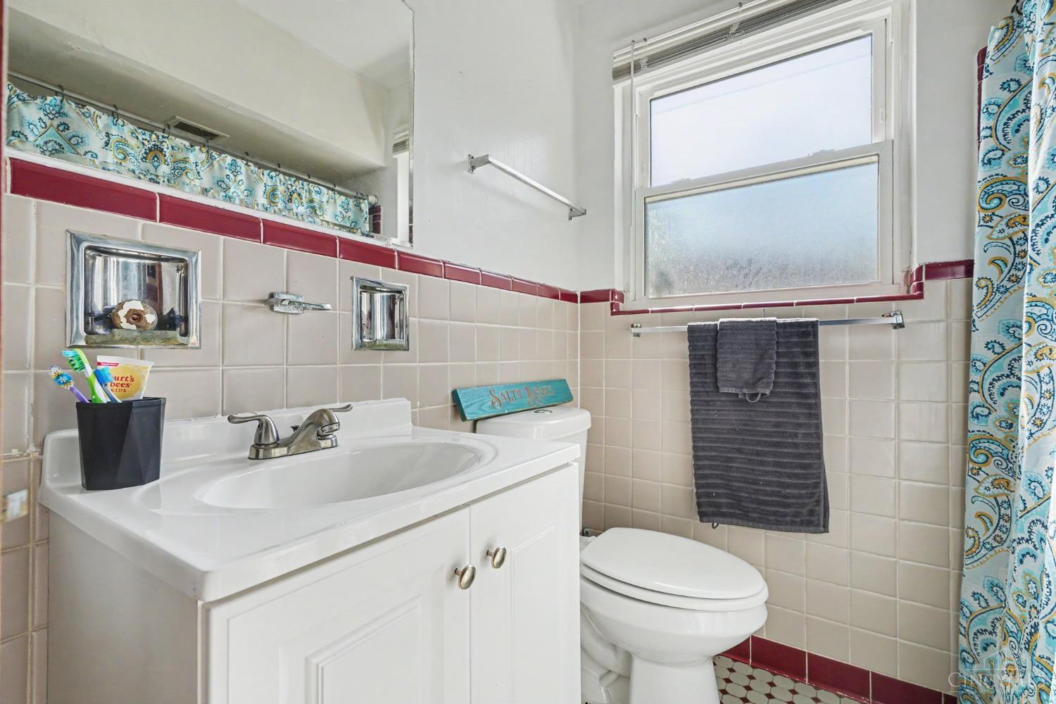 2527 Westwood Northern Boulevard, Cincinnati, OH, 45211 — photo 9