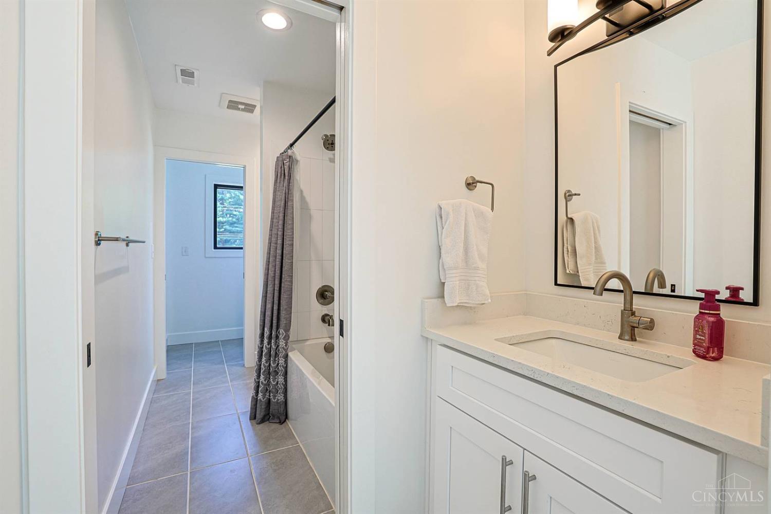 3647 Brotherton Road #C, Cincinnati, OH, 45209 — photo 34