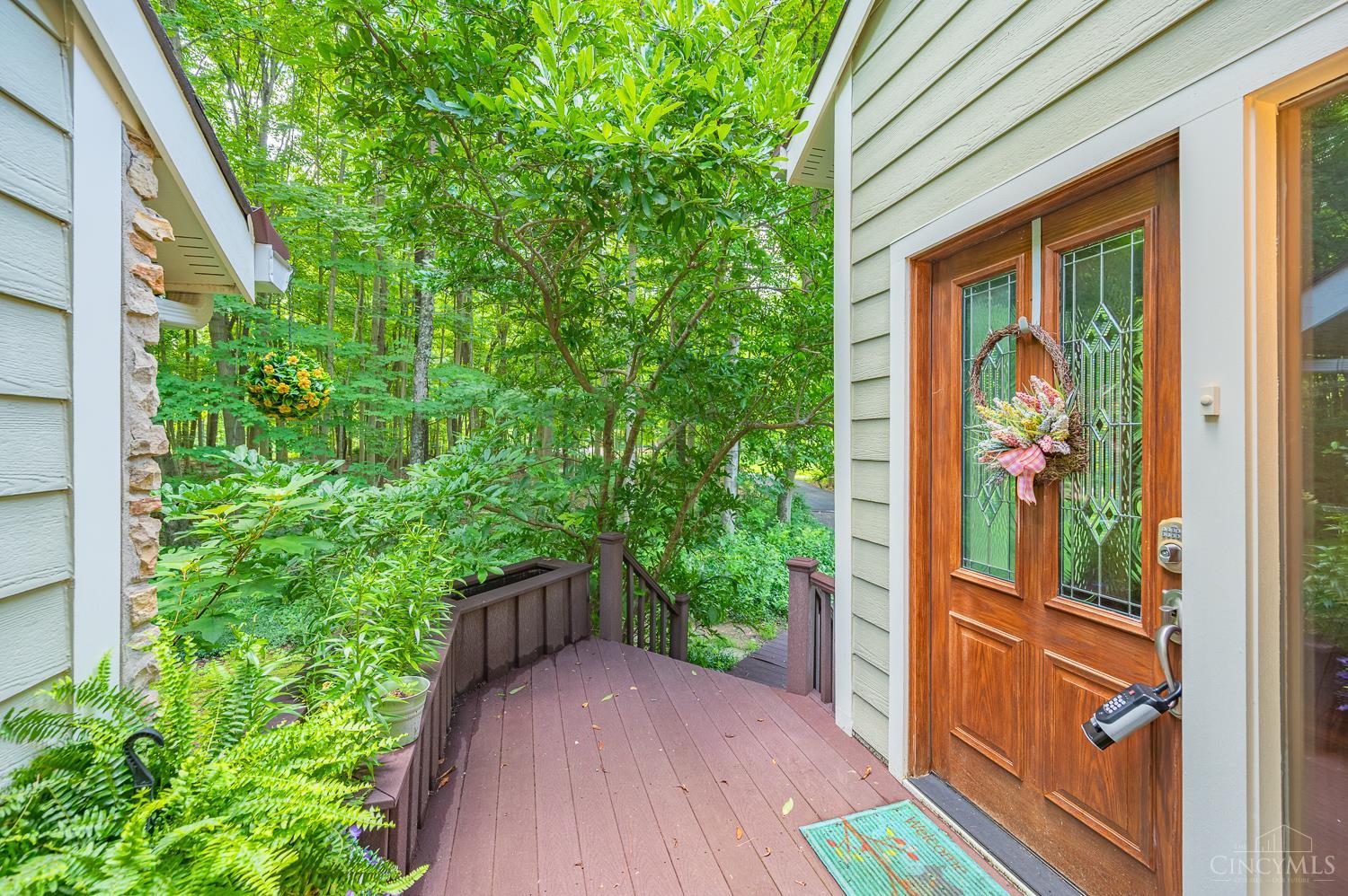 7 Laurelwood Drive, Miami Twp, OH, 45150 — photo 10