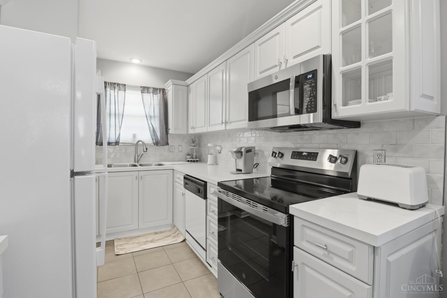 5915 Leeside Trail, Green Twp, OH, 45248 — photo 9