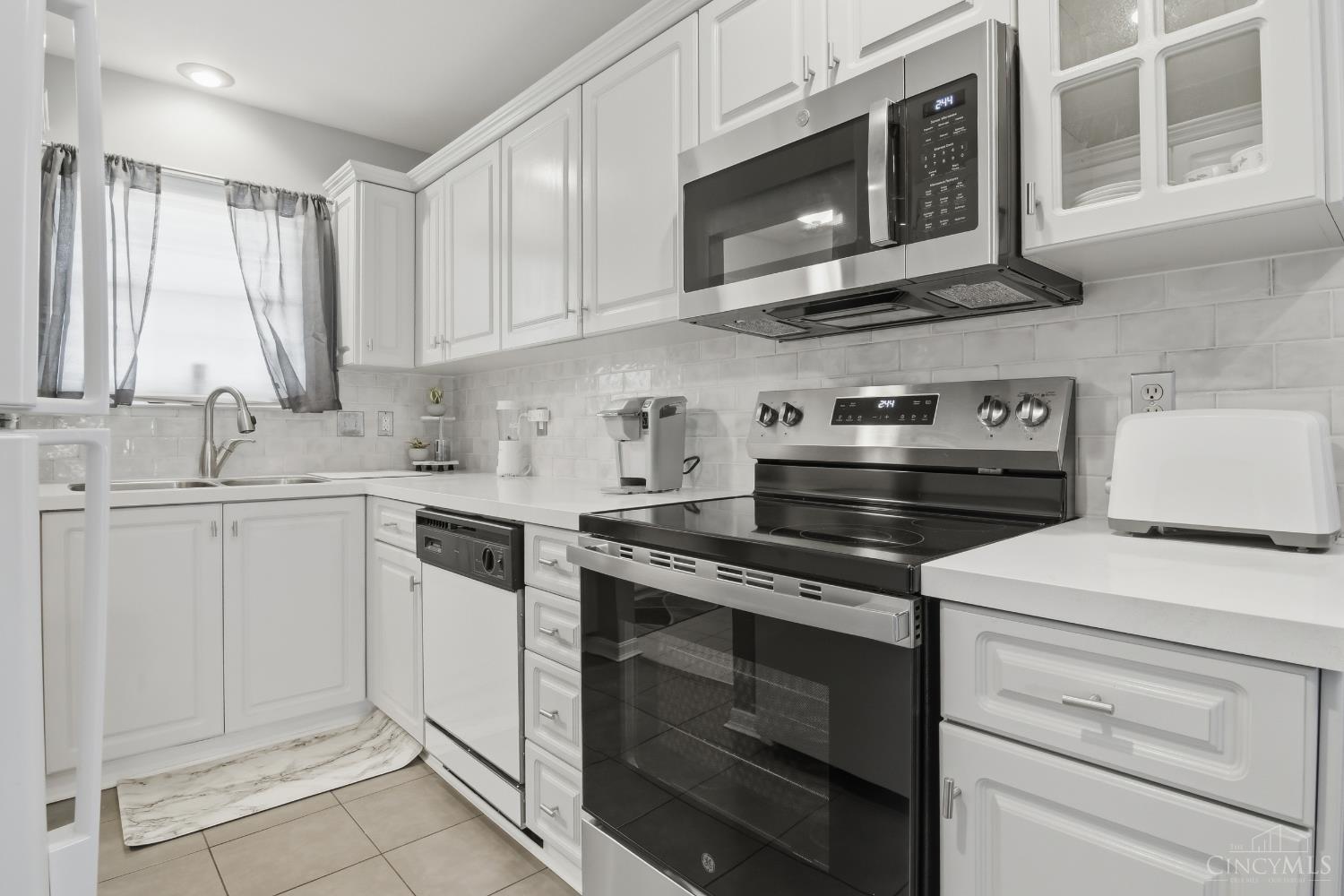 5915 Leeside Trail, Green Twp, OH, 45248 — photo 11