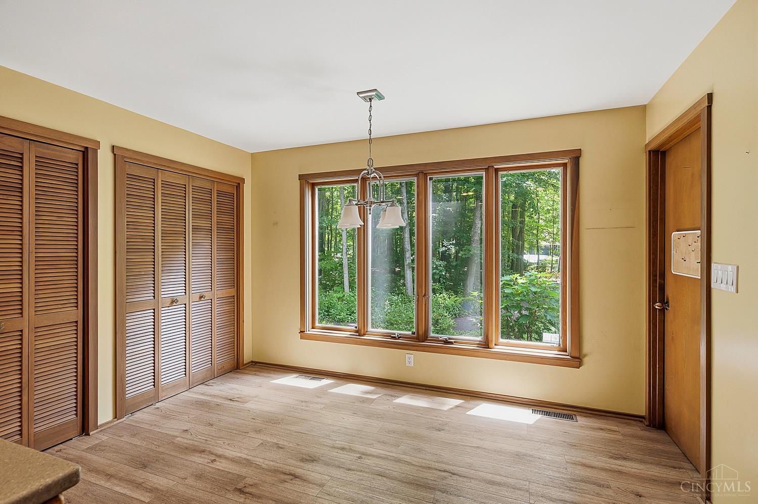 7 Laurelwood Drive, Miami Twp, OH, 45150 — photo 28