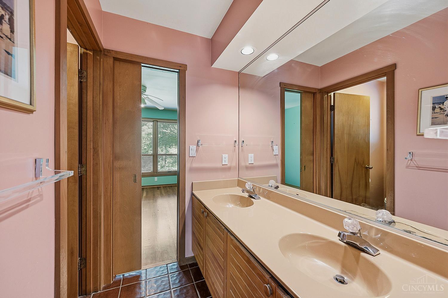 7 Laurelwood Drive, Miami Twp, OH, 45150 — photo 51