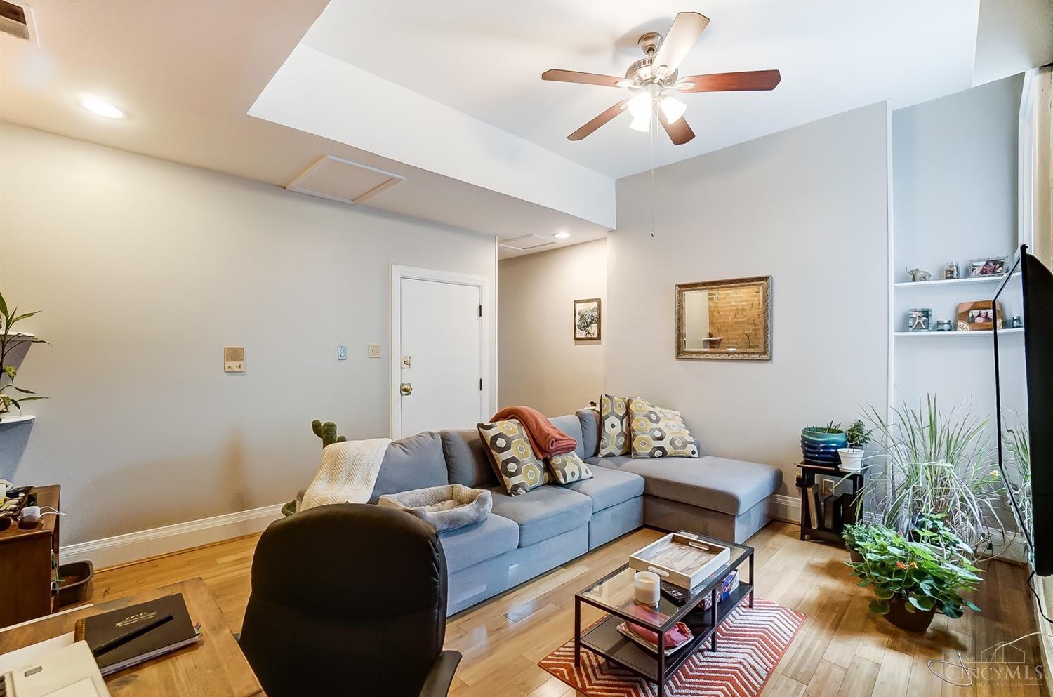 428 Chestnut St #3, Cincinnati, OH, 45203 — photo 2