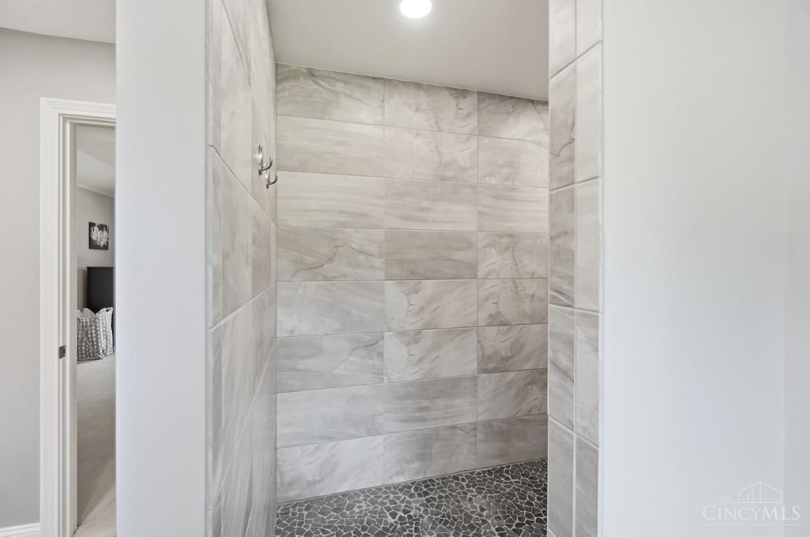 1491 Greystone Lane, Miami Twp, OH, 45150 — photo 47