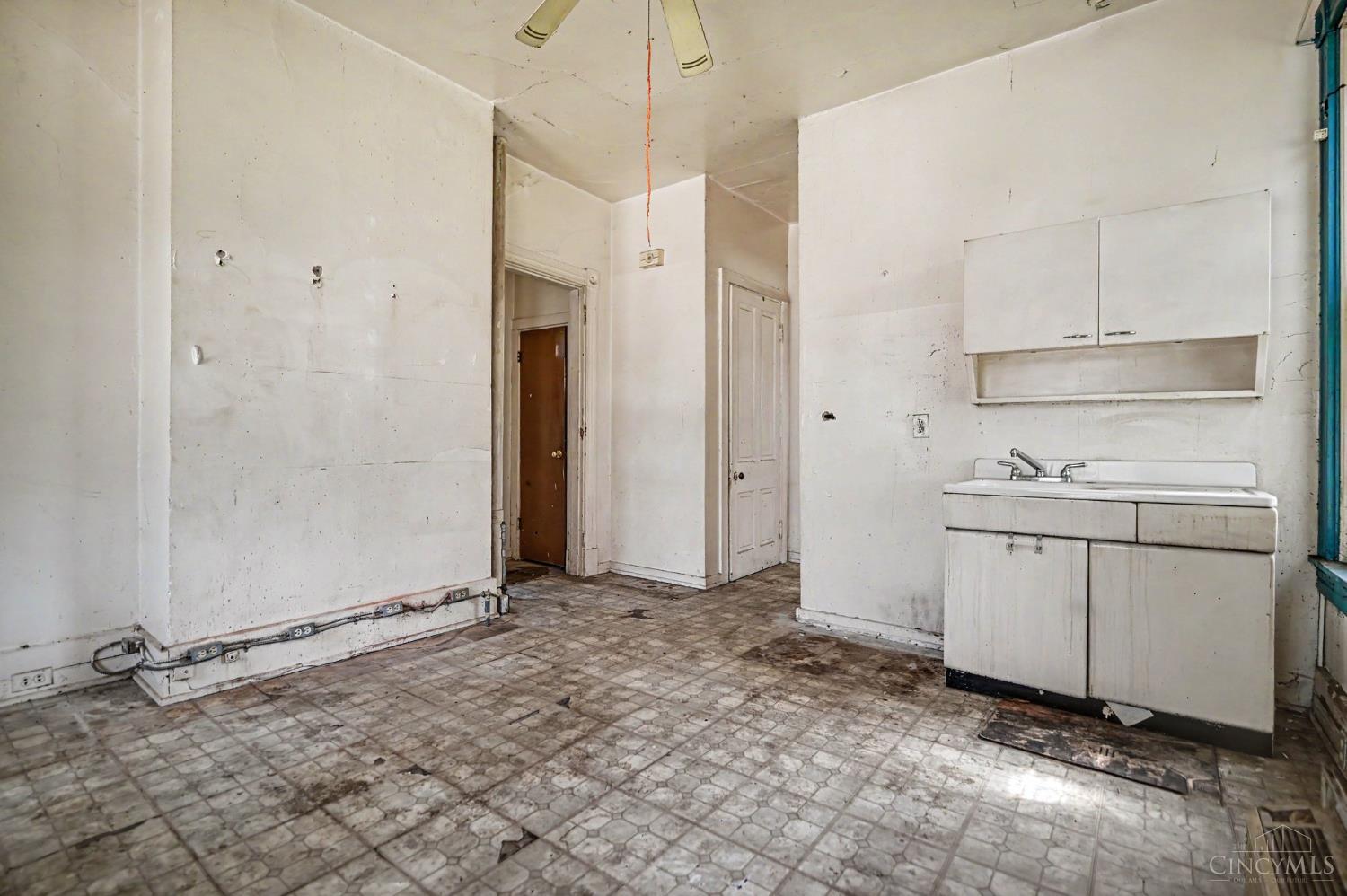 7126 River Road, Cincinnati, OH, 45233 — photo 5