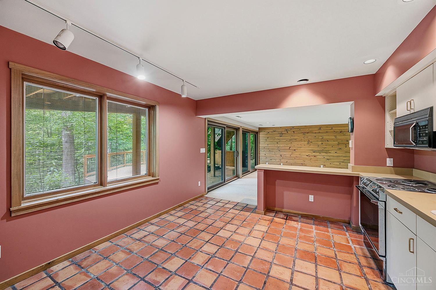 7 Laurelwood Drive, Miami Twp, OH, 45150 — photo 68