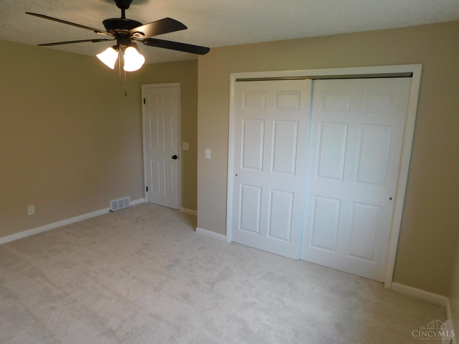11542 Carolina Trace Road, Harrison Twp, OH, 45030 — photo 8