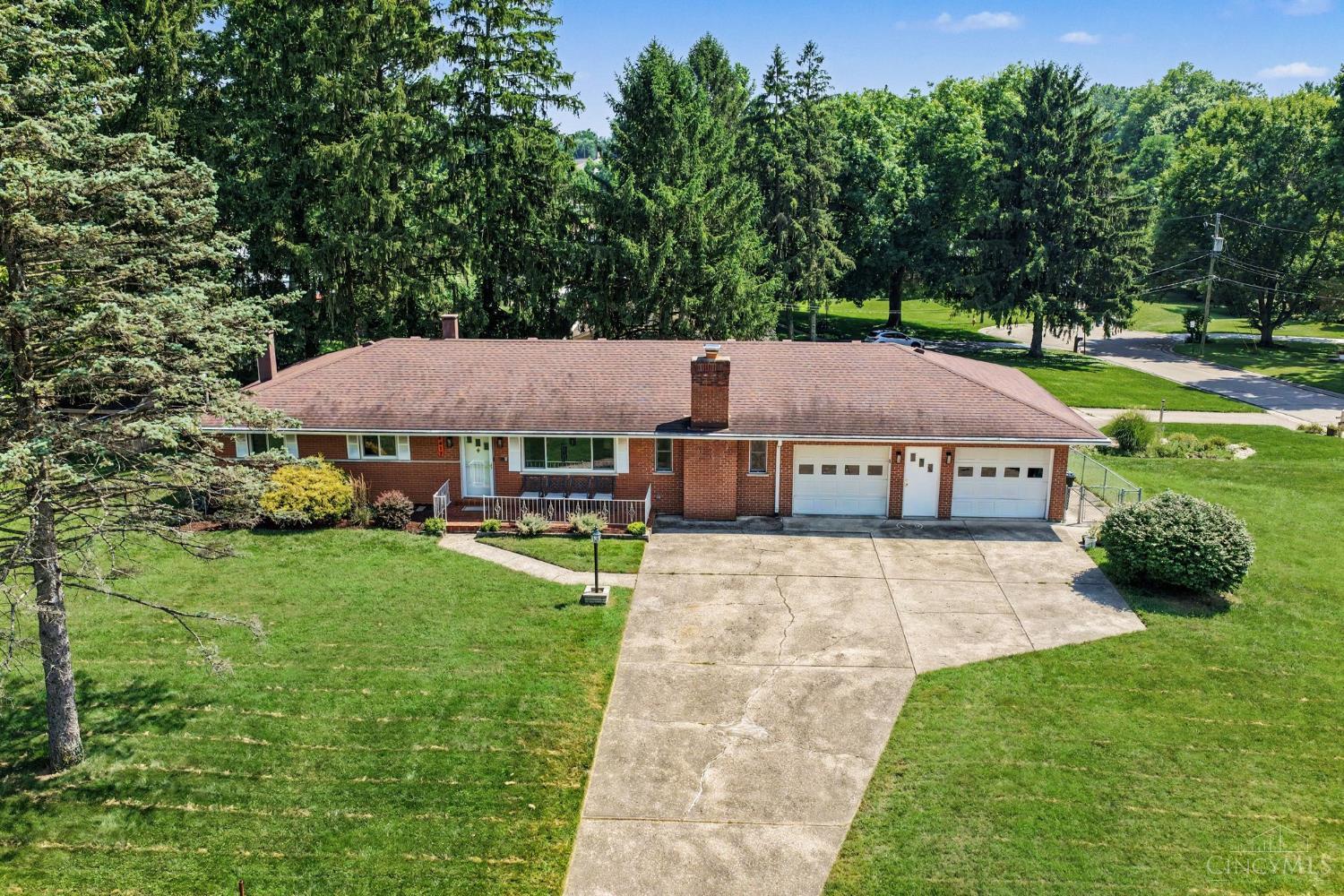 Photo 2 of Single family home for sale at 6417 Mapleton Ave, Cincinnati, OH 45233 | MLS# 1885556 | Listing updated on 2026-09-15