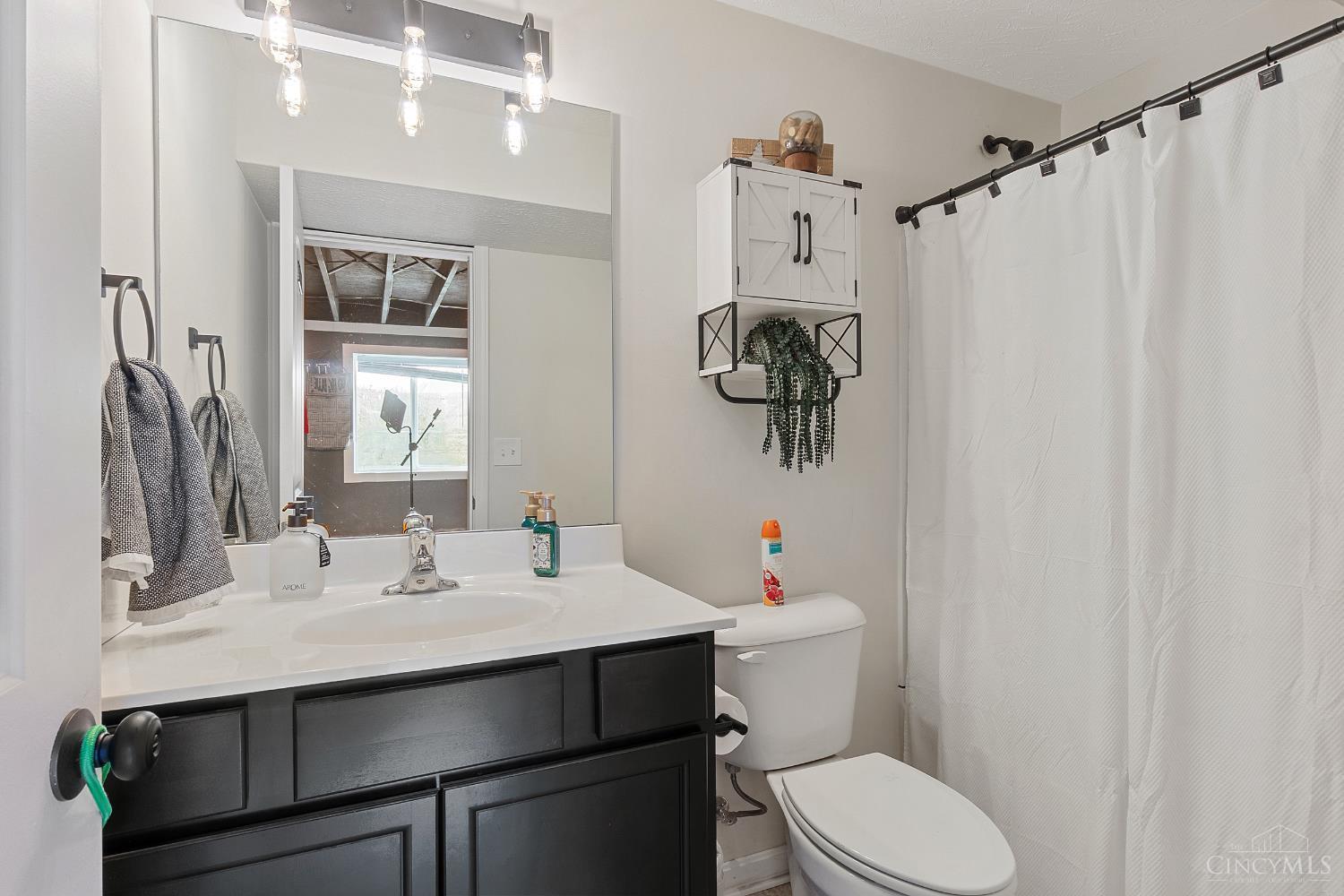 5764 Rhode Island Avenue, Cincinnati, OH, 45237 — photo 40