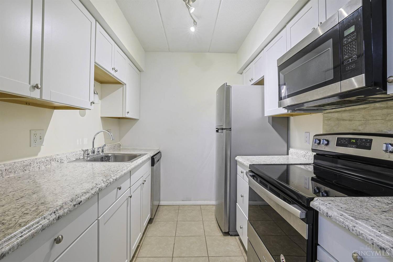 458 Grand Avenue #1, Cincinnati, OH, 45205 — photo 9