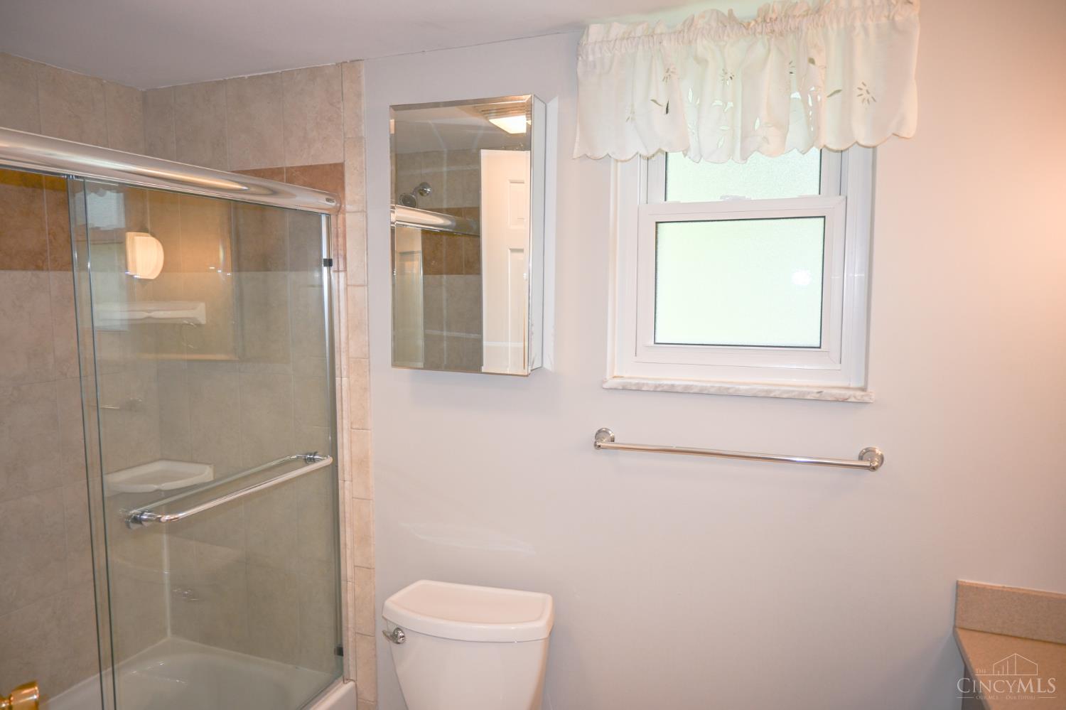 8152 Traverse Court, Montgomery, OH, 45242 — photo 21