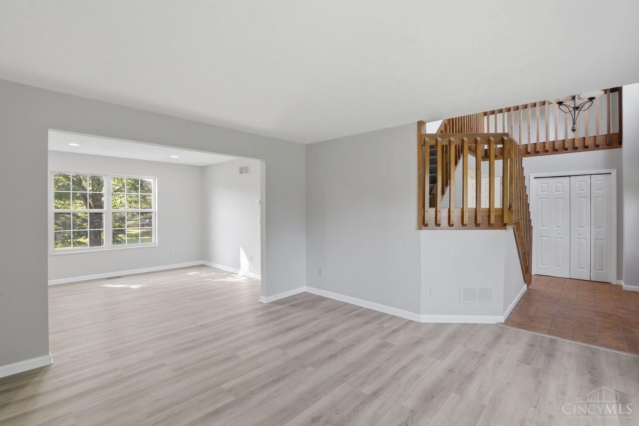 7112 Royale Drive, Liberty Twp, OH, 45011 — photo 6