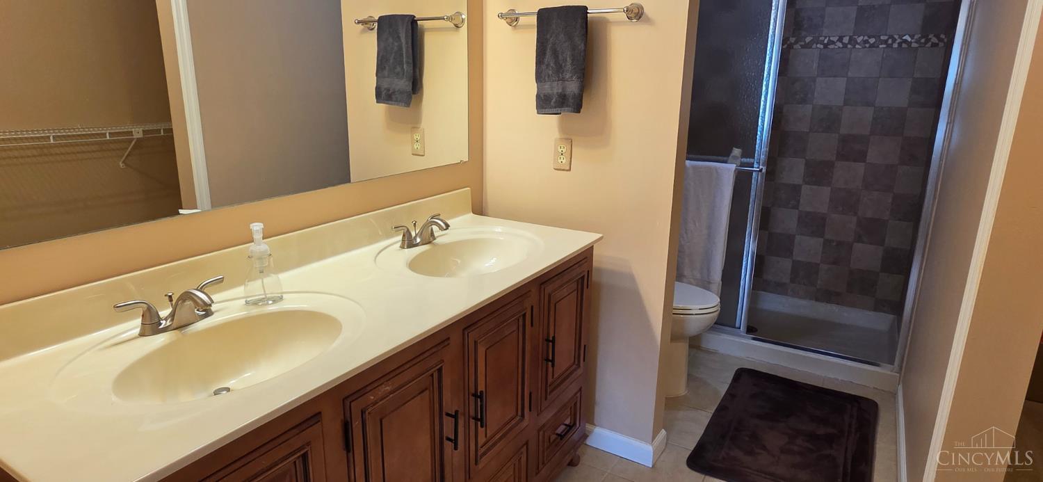 5149 Carriage Hill, Green Twp, OH, 45248 — photo 16