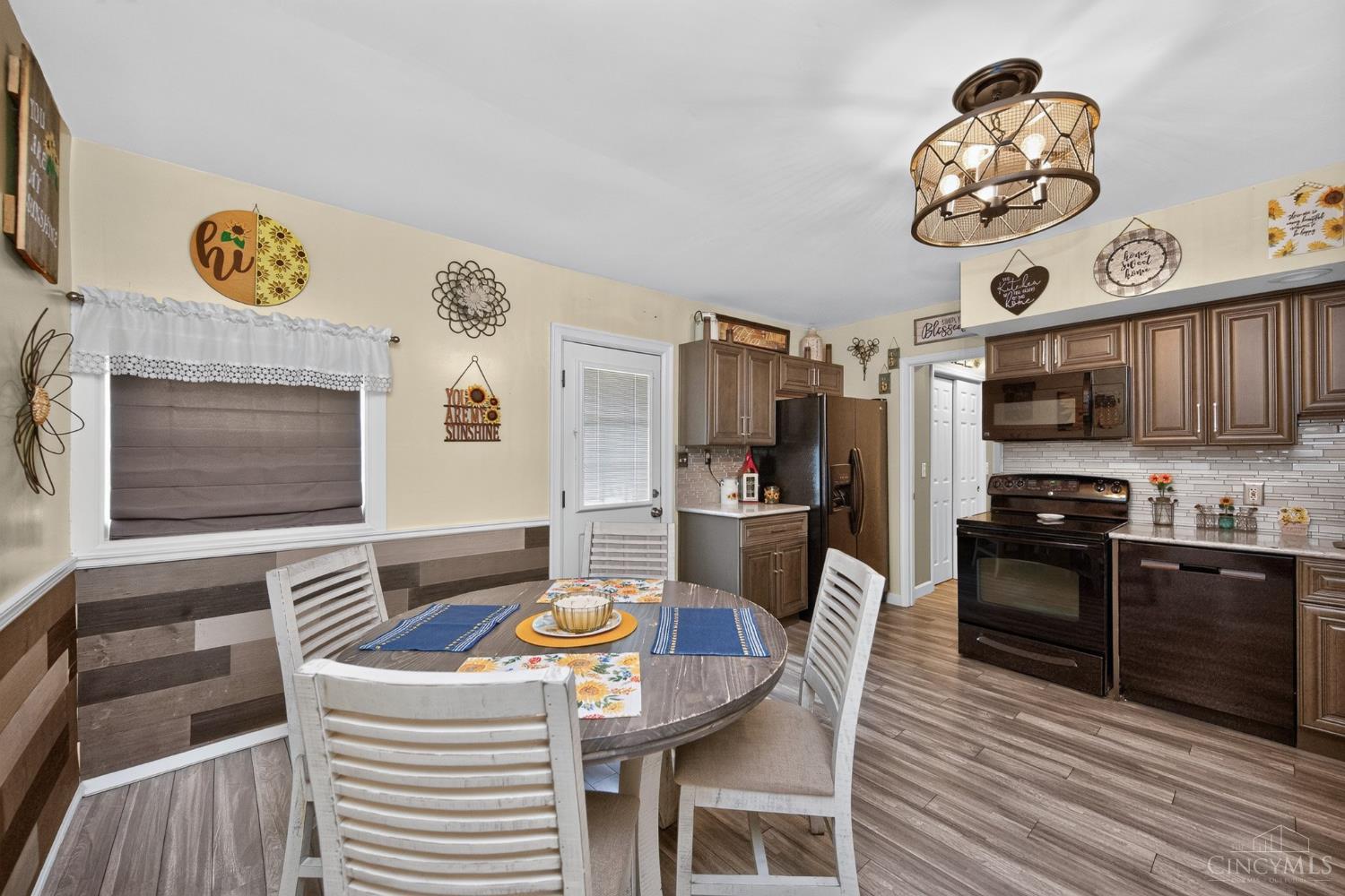 3935 Washington Avenue, Cheviot, OH, 45211 — photo 11