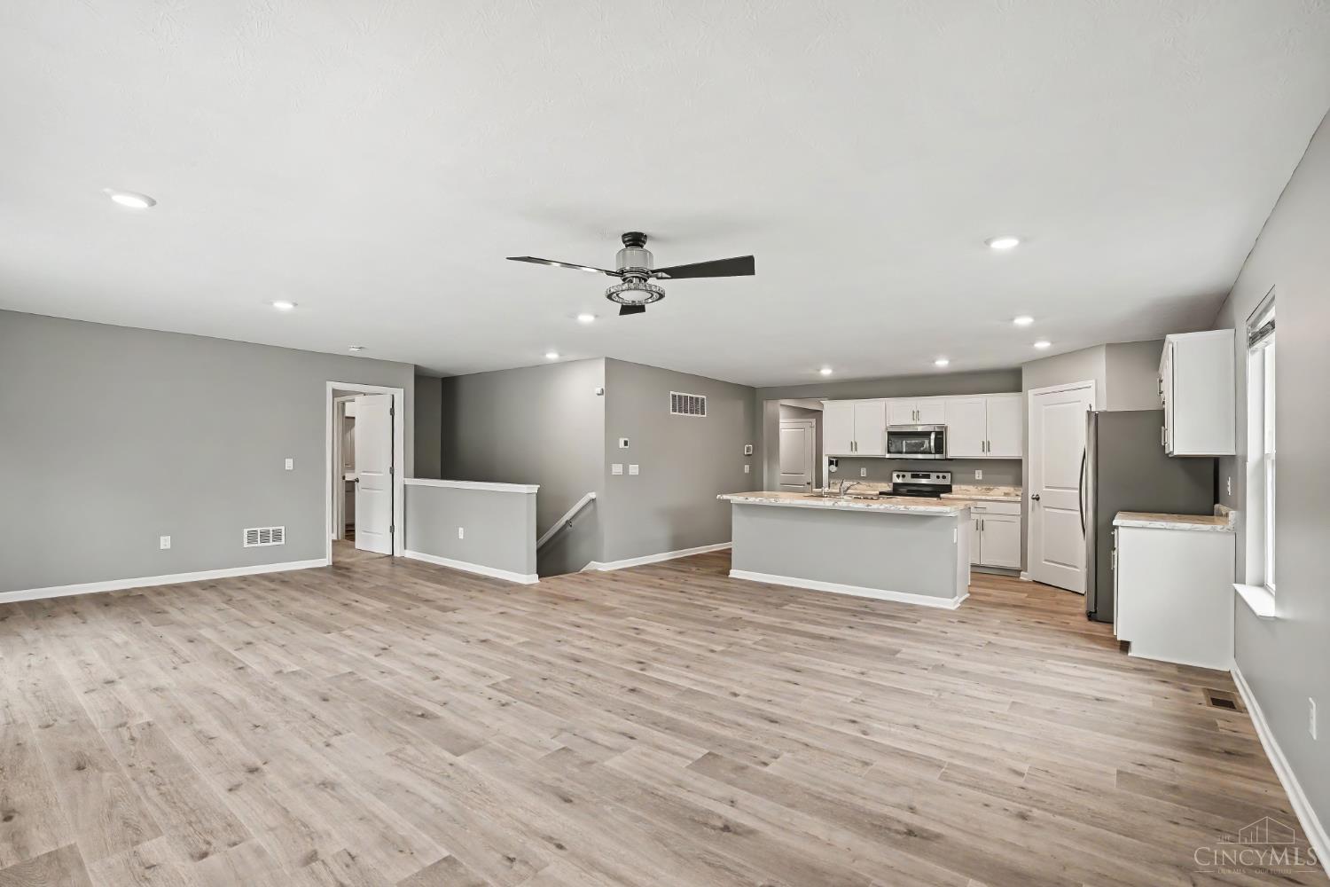 123 Ashburn Way, New Richmond, OH, 45157 — photo 2
