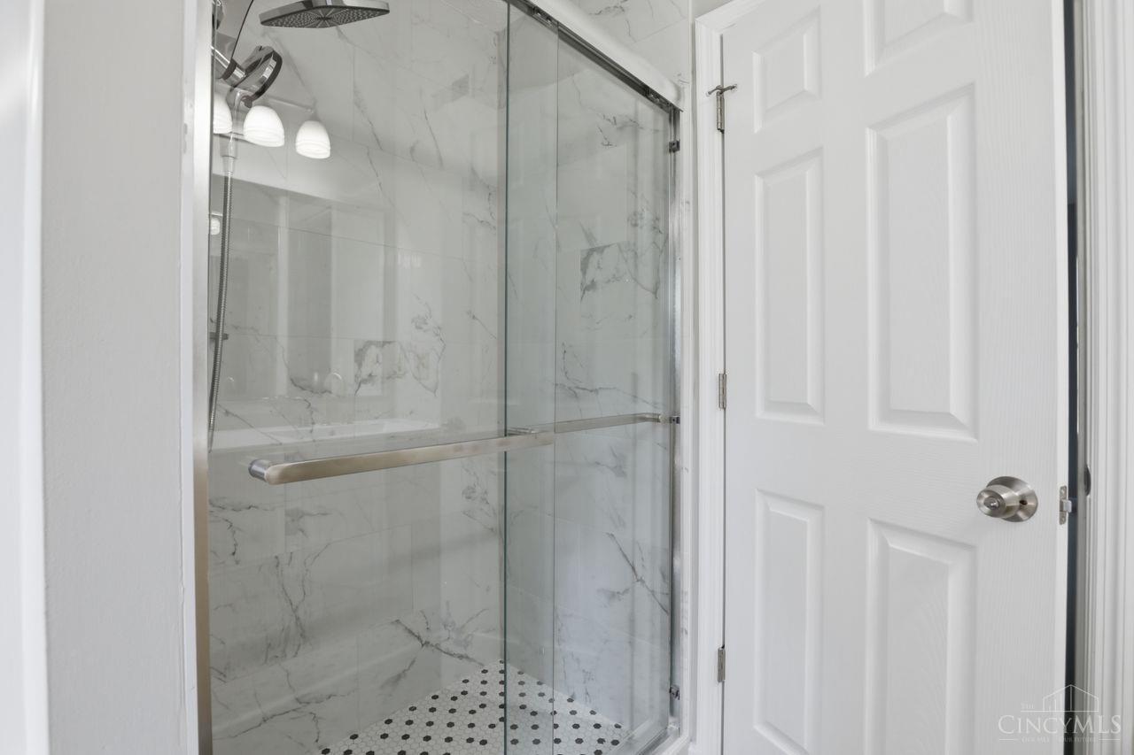7112 Royale Drive, Liberty Twp, OH, 45011 — photo 42