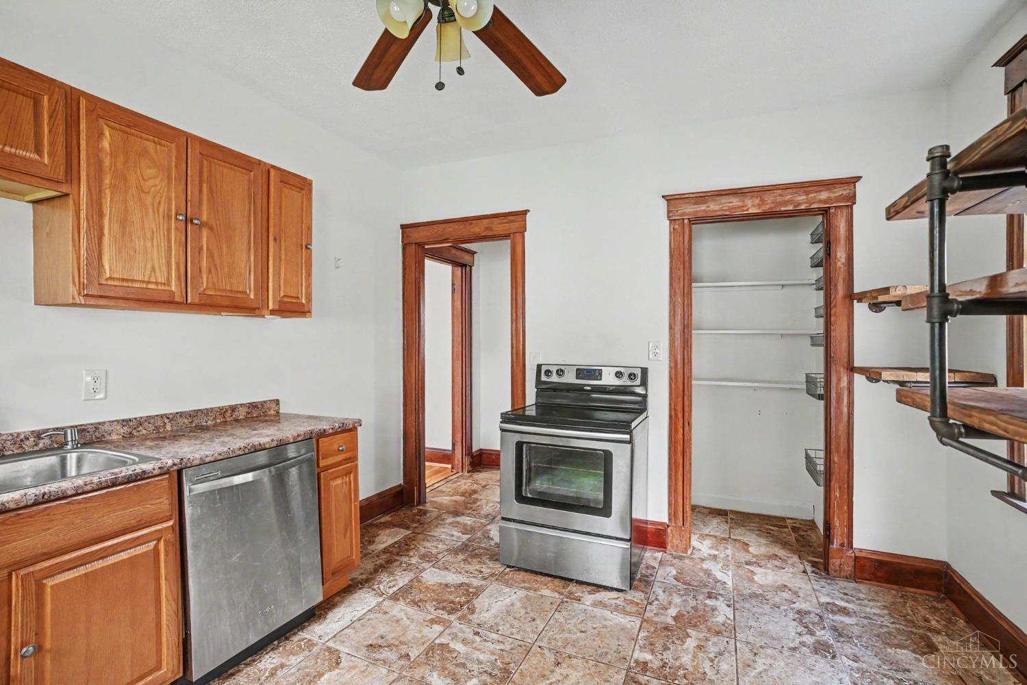 2428 Robertson Avenue, Norwood, OH, 45212 — photo 11