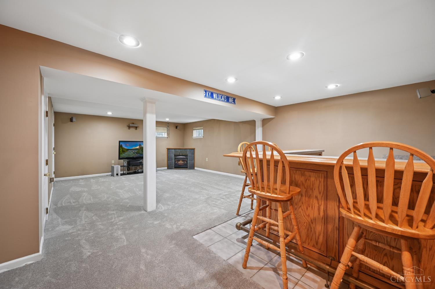8592 Sunmont Drive, Anderson Twp, OH, 45255 — photo 10