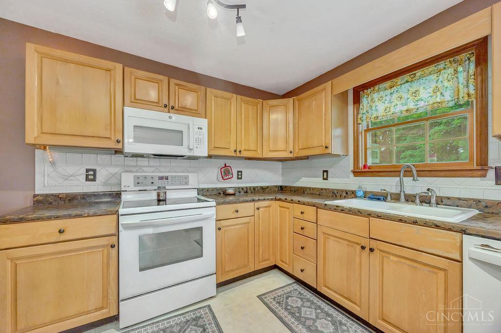 7947 Contreras Road, Oxford Twp, OH, 45056 — photo 17
