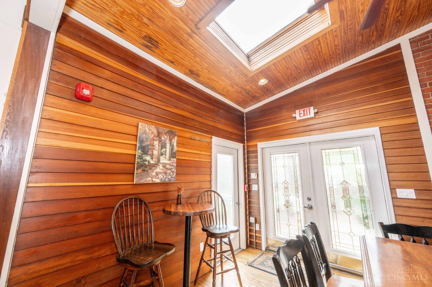 2021 Madison Road, Cincinnati, OH, 45208 — photo 27