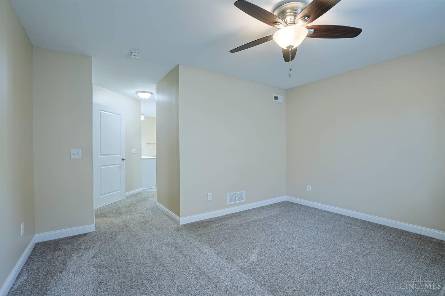 715 Villa Court, Trenton, OH, 45067 — photo 15