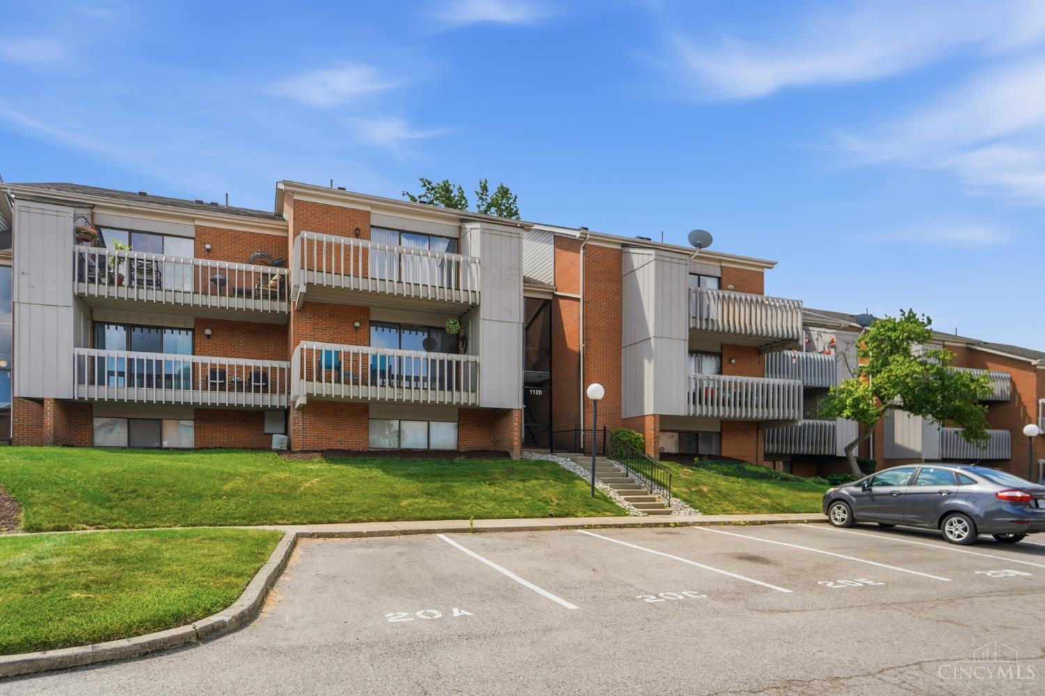 1120 Eagle Feather Circle #C, West Carrollton, OH, 45449 — photo 3