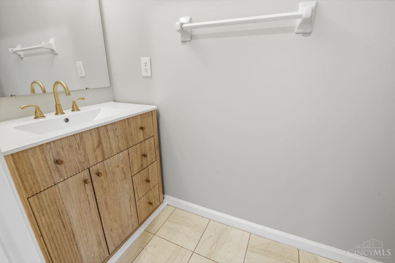 7112 Royale Drive, Liberty Twp, OH, 45011 — photo 39