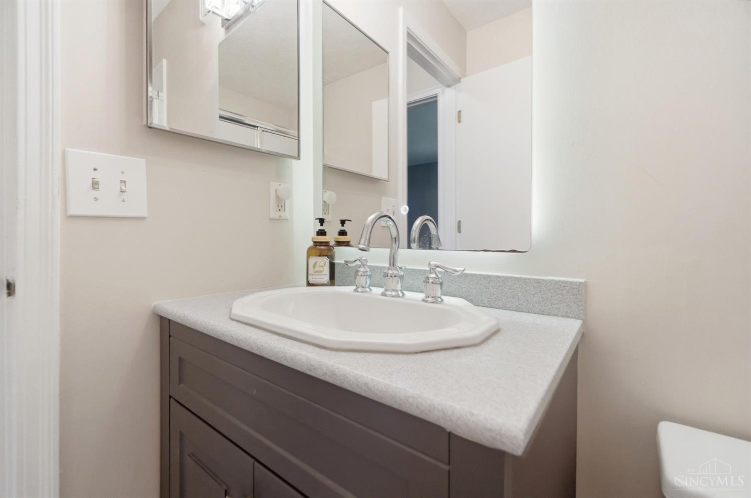 5392 Gantzfield Court, Sharonville, OH, 45241 — photo 31