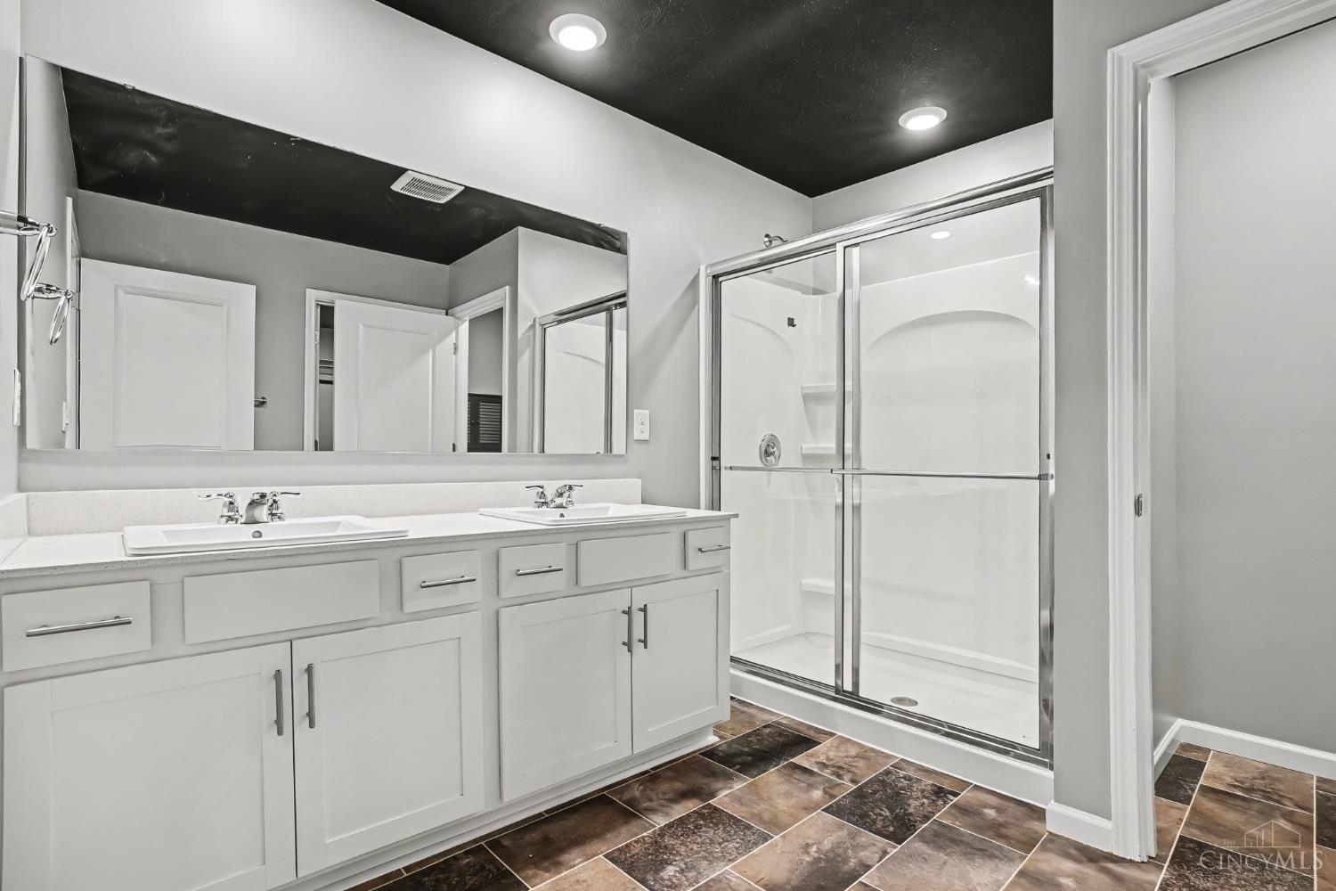123 Ashburn Way, New Richmond, OH, 45157 — photo 9