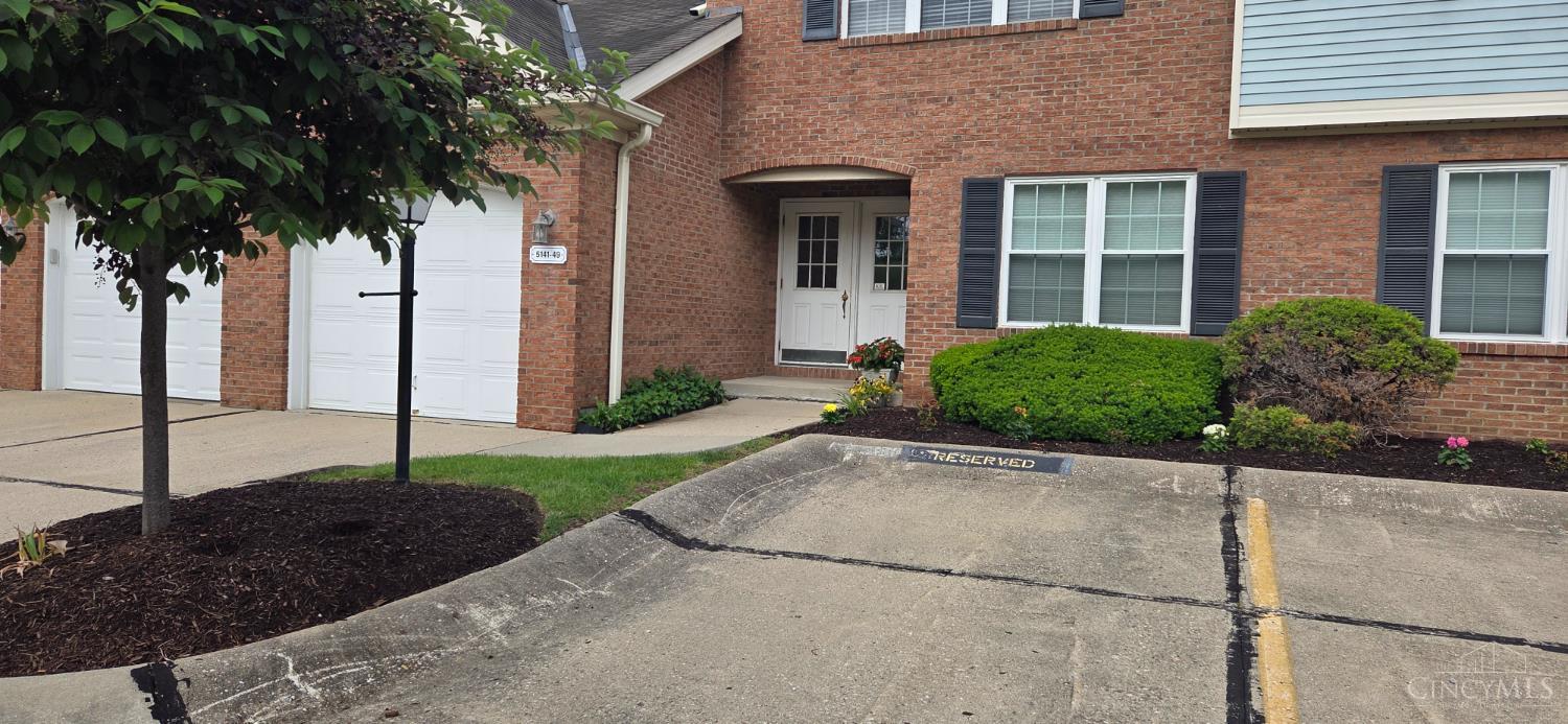 5149 Carriage Hill, Green Twp, OH, 45248 — photo 2