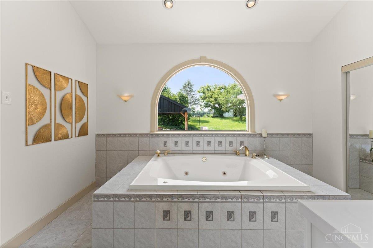 3733 Todds Run Foster Road, Williamsburg Twp, OH, 45176 — photo 24
