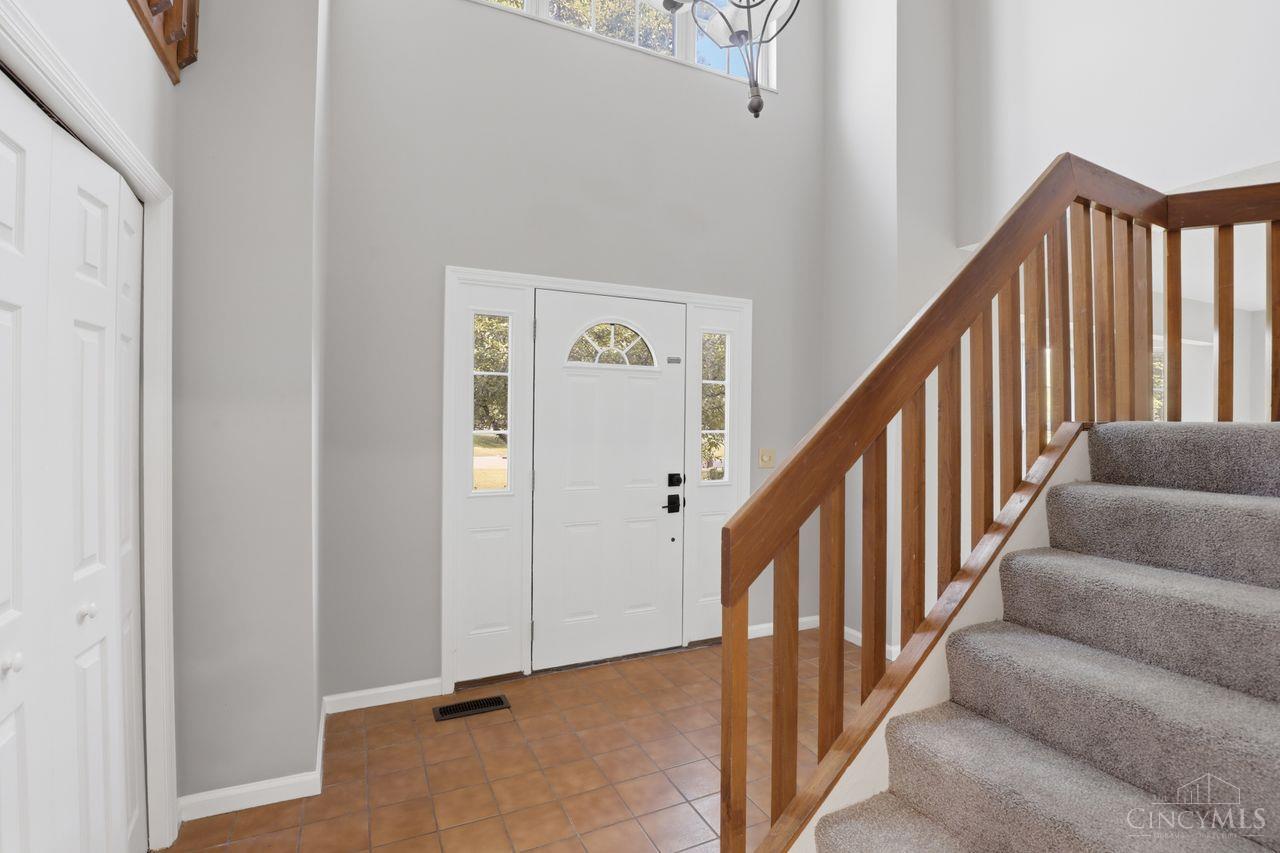 7112 Royale Drive, Liberty Twp, OH, 45011 — photo 4