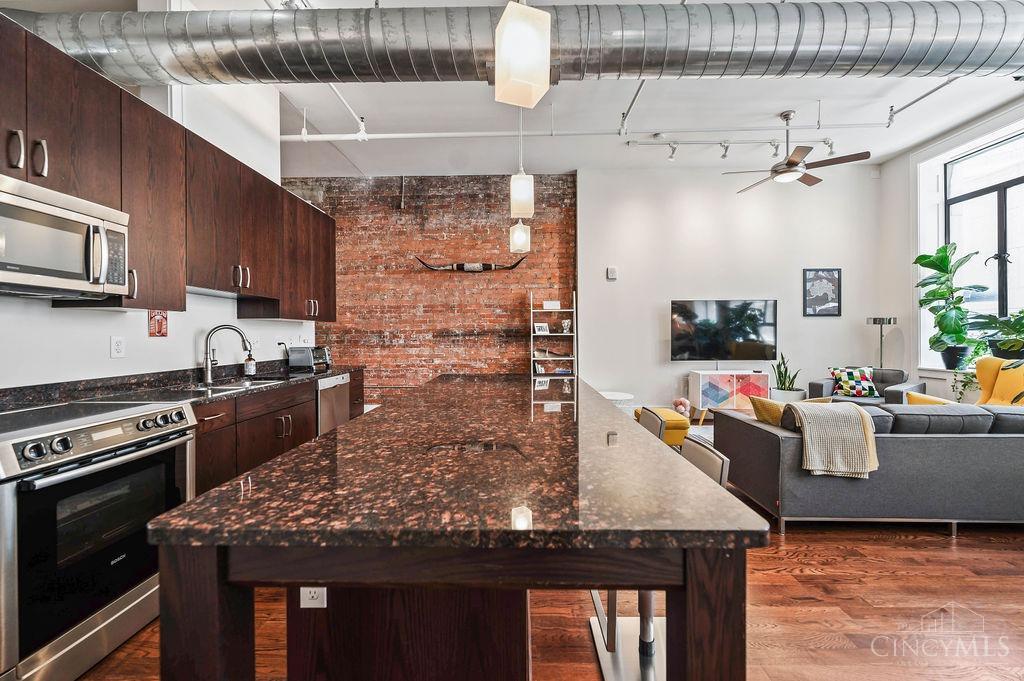 417 Vine Street #302, Cincinnati, OH, 45202 — photo 17