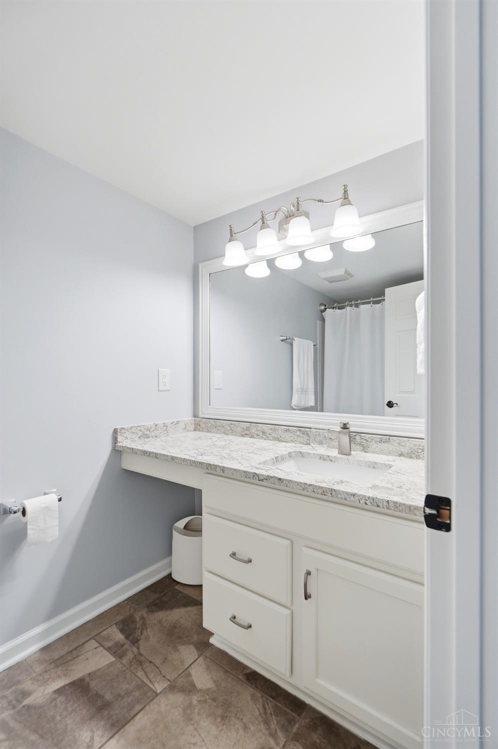 7516 Blue Fox Run, West Chester, OH, 45069 — photo 50