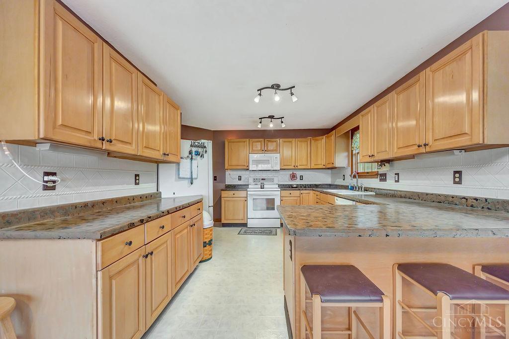 7947 Contreras Road, Oxford Twp, OH, 45056 — photo 16