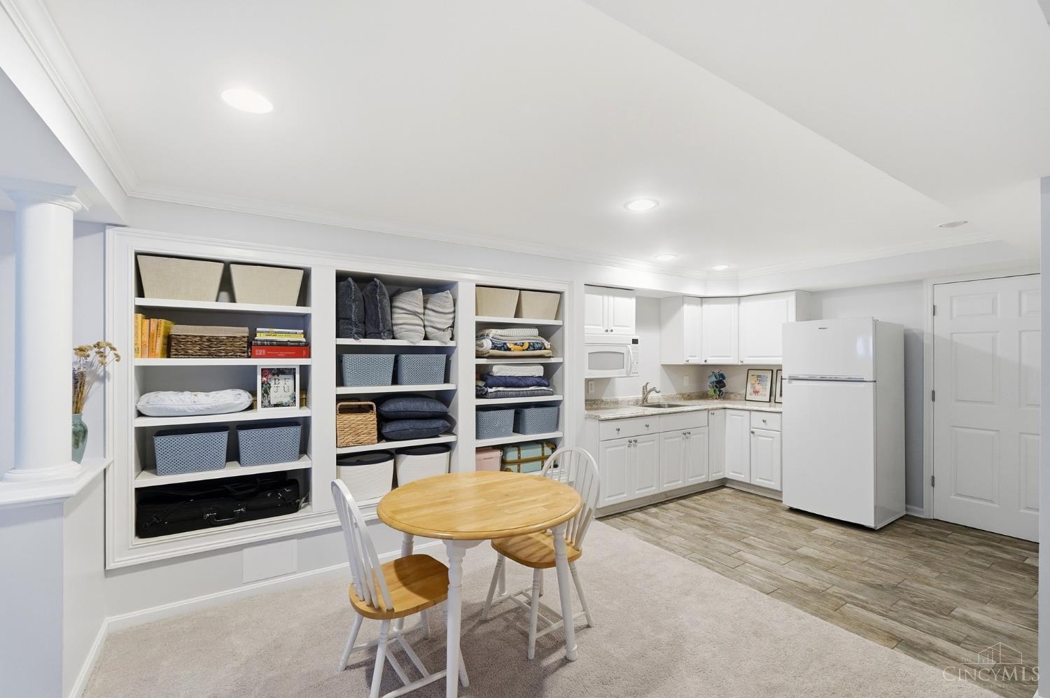8060 Ashley View Drive