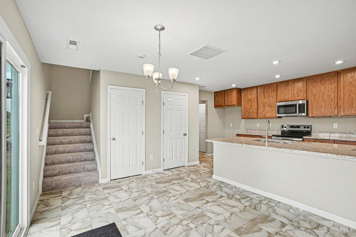 2063 Longmeadow Lane, Batavia, OH, 45103 — photo 6