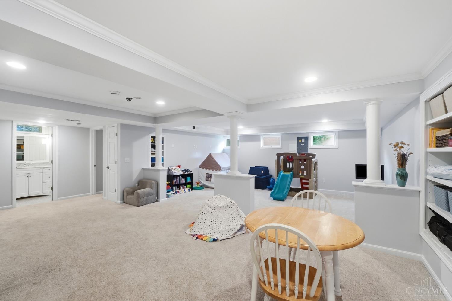 8060 Ashley View Drive