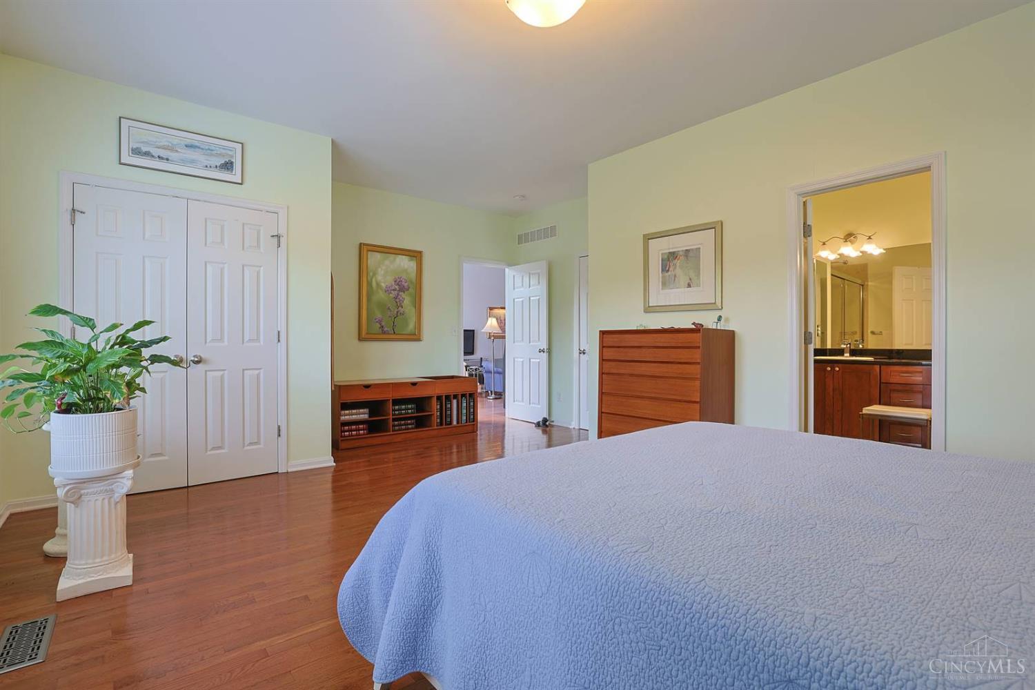 1739 Harmon Drive, Wyoming, OH, 45215 — photo 20