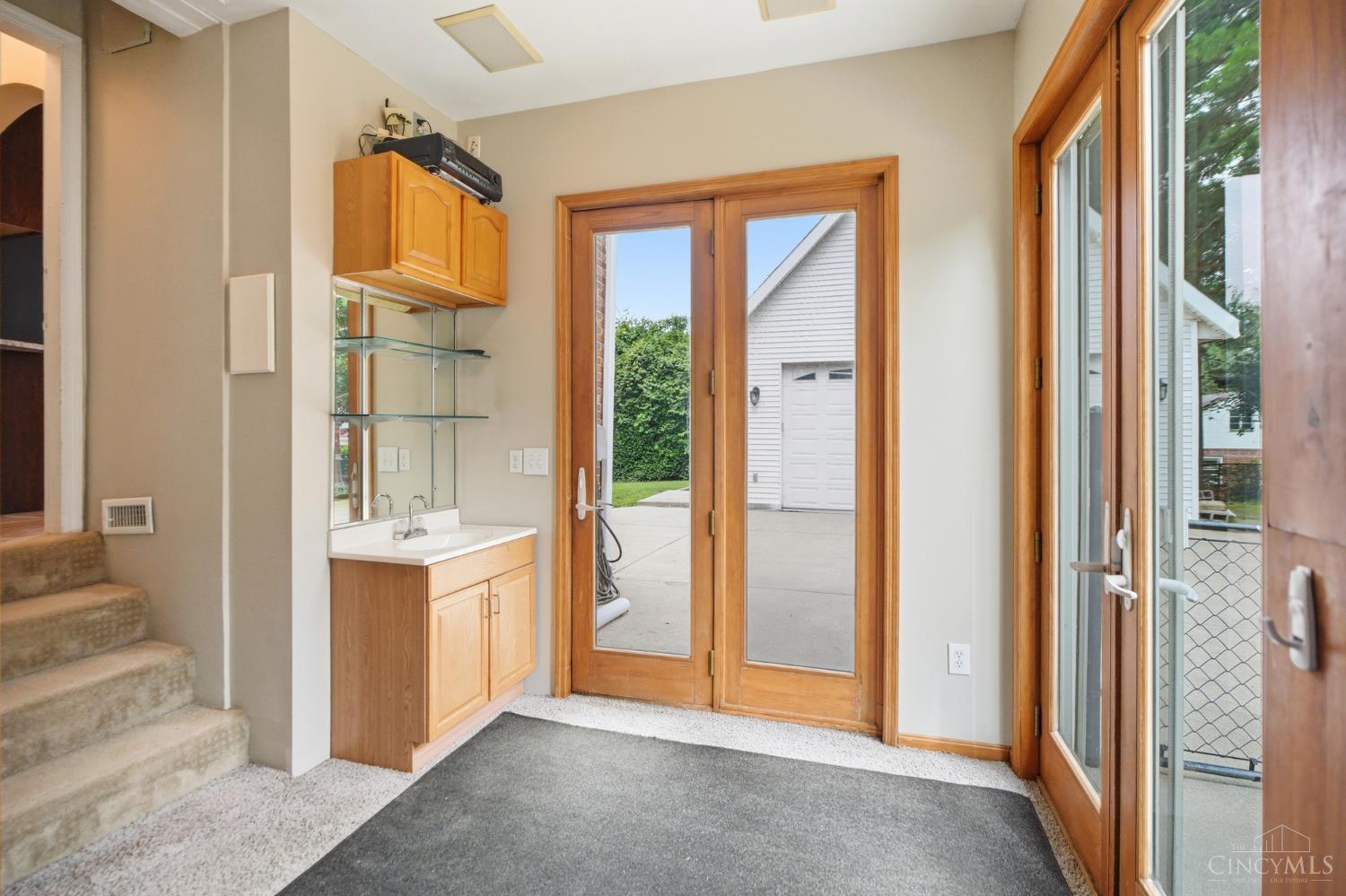3748 Middlebrook Avenue, Cincinnati, OH, 45208 — photo 20