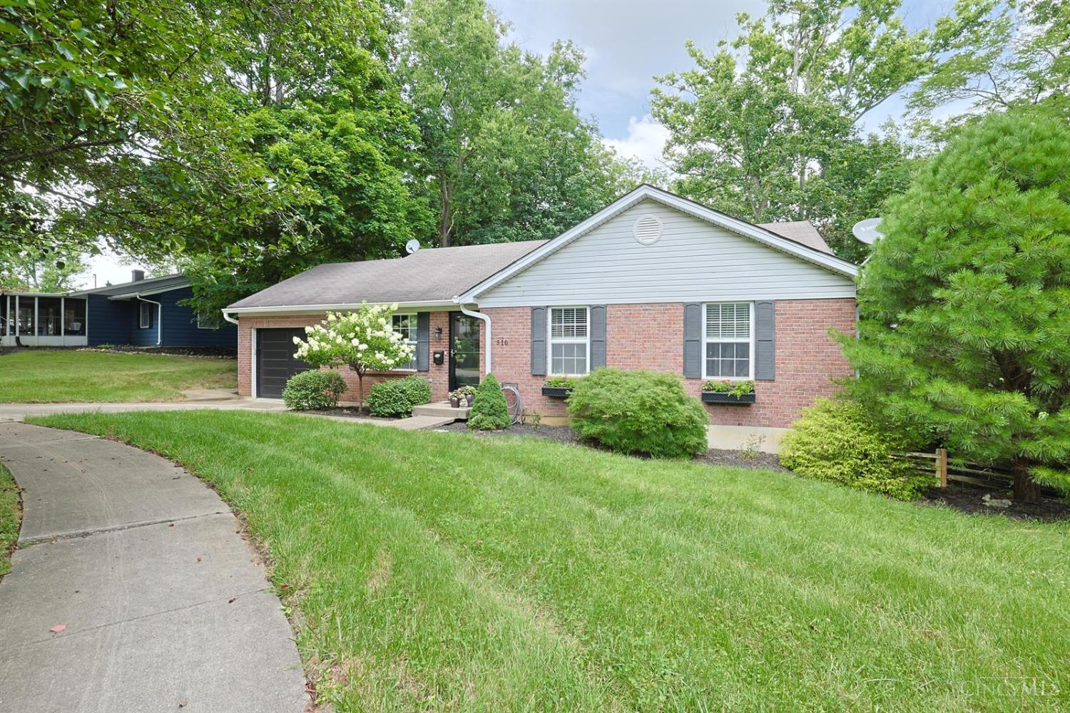 Homes for sale in Loveland, OH | 510 Navaho Dr, Loveland, OH 45140 | MLS# 1885806