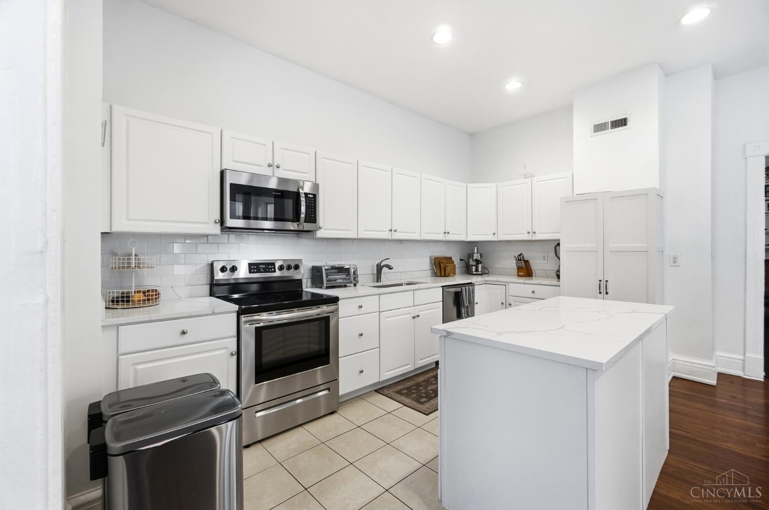 1730 Fairfax Avenue, Cincinnati, OH, 45207 — photo 10