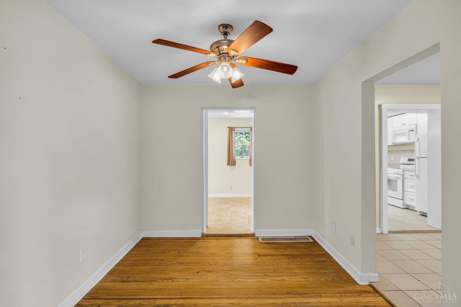 3725 Norwich Lane, Cincinnati, OH, 45220 — photo 7