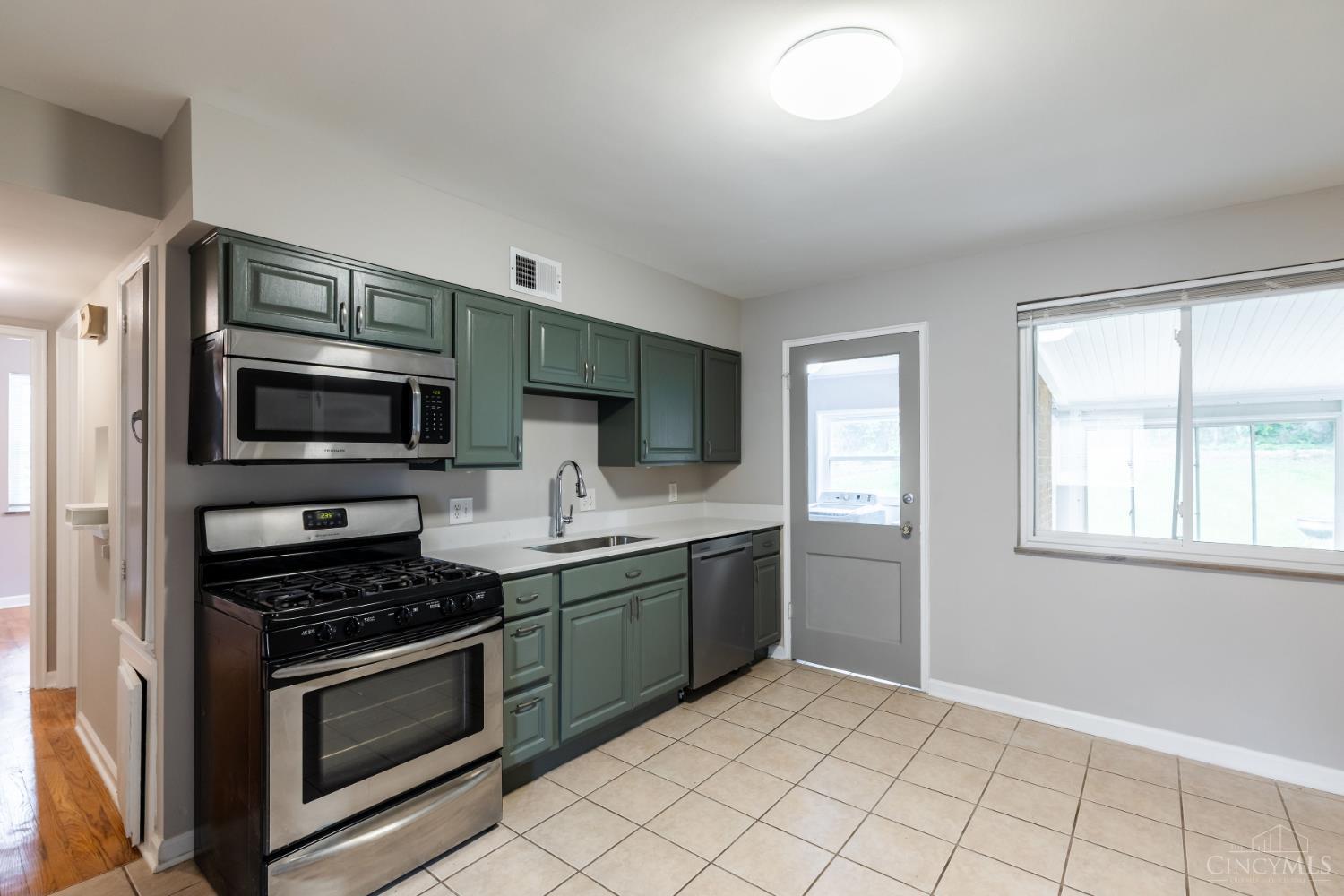 1869 Leona Drive, Green Twp, OH, 45238 — photo 6